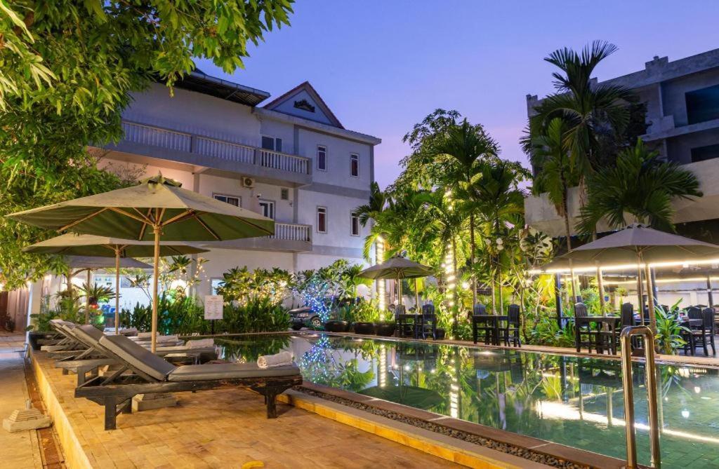 ลิลลี ฮอลิเดย์ โฮเต็ล Hotel เสียมราฐ ภายนอก รูปภาพ